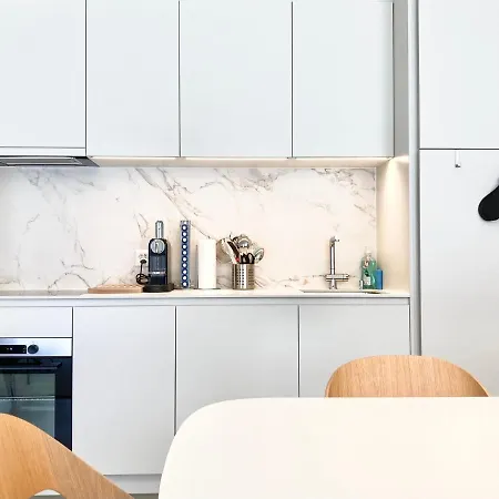 Modern, Gemuetlich & Zentral - 3.5 Zimmerwohnung Apartment