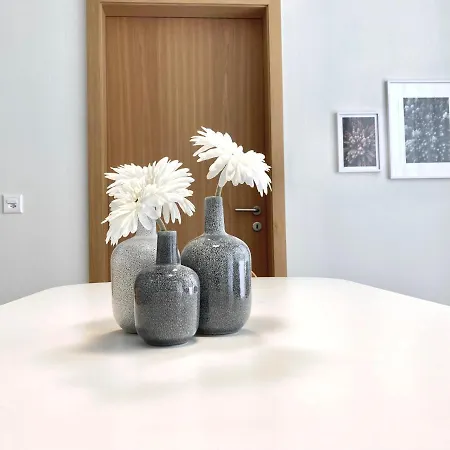 Apartment Modern, Gemuetlich & Zentral - 3.5 Zimmerwohnung *