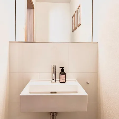 Modern, Gemuetlich & Zentral - 3.5 Zimmerwohnung Flims