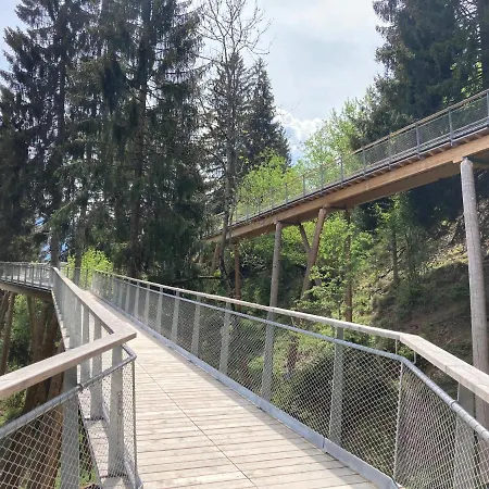 Modern, Gemuetlich & Zentral - 3.5 Zimmerwohnung *